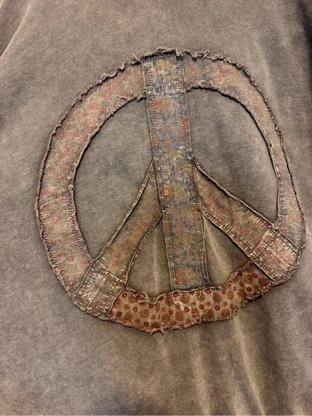 Three Bird Nest Janelle Peace Patch Sweatshirt Top - small - Picture 3 of 10